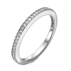Серебряное кольцо с бесцветными фианитами - 641