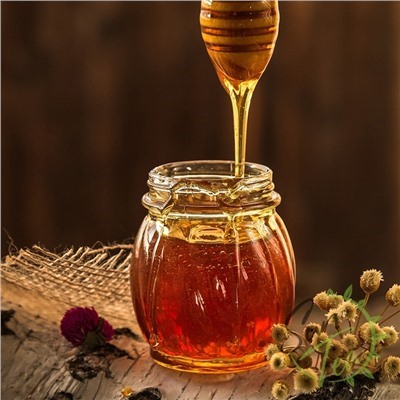 СВЕЖИЙ ЦВЕТОЧНЫЙ мед. урожай 2023 года. ЖИДКИЙ 0,5 литр (0,7 кг)