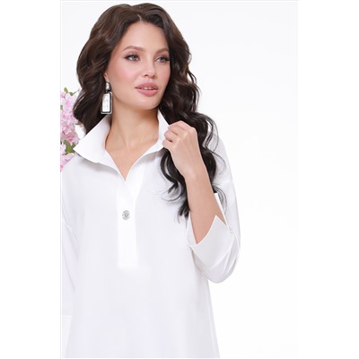 Блузка белого цвета с воротником
